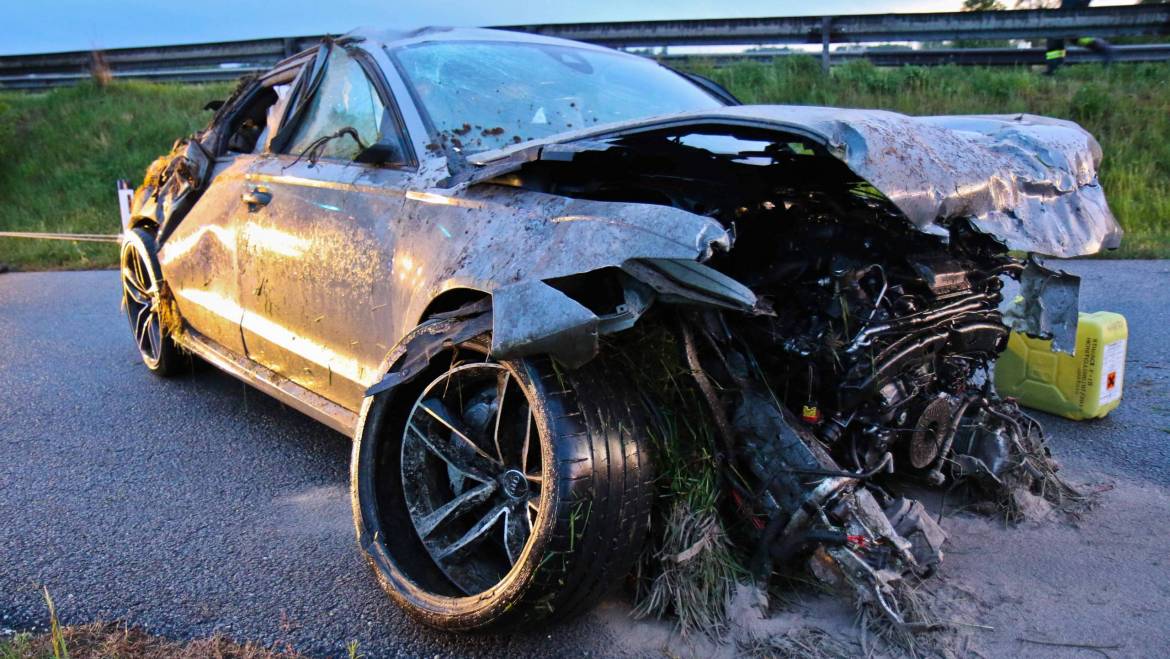 Verkehrsunfall mit anschließender Personensuche