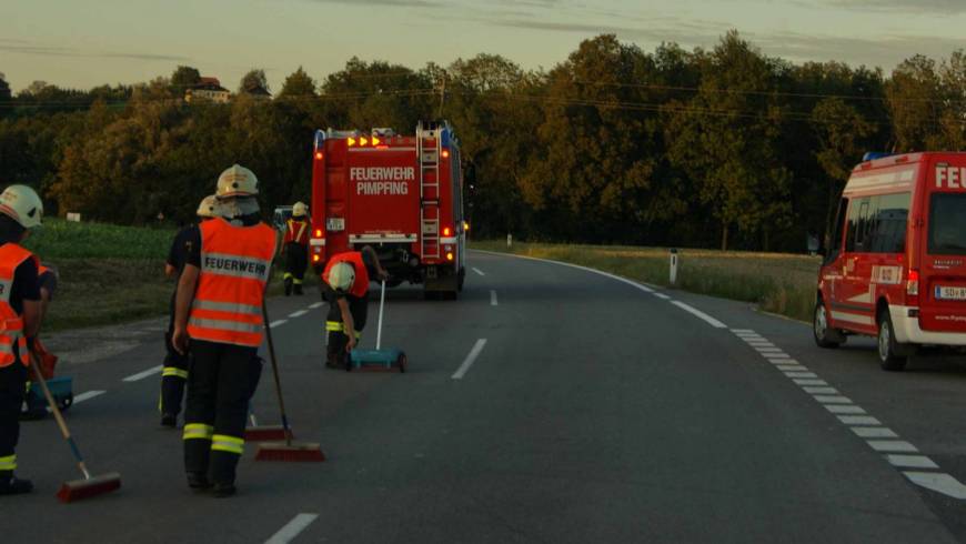 5 km lange Ölspur auf der AL 514