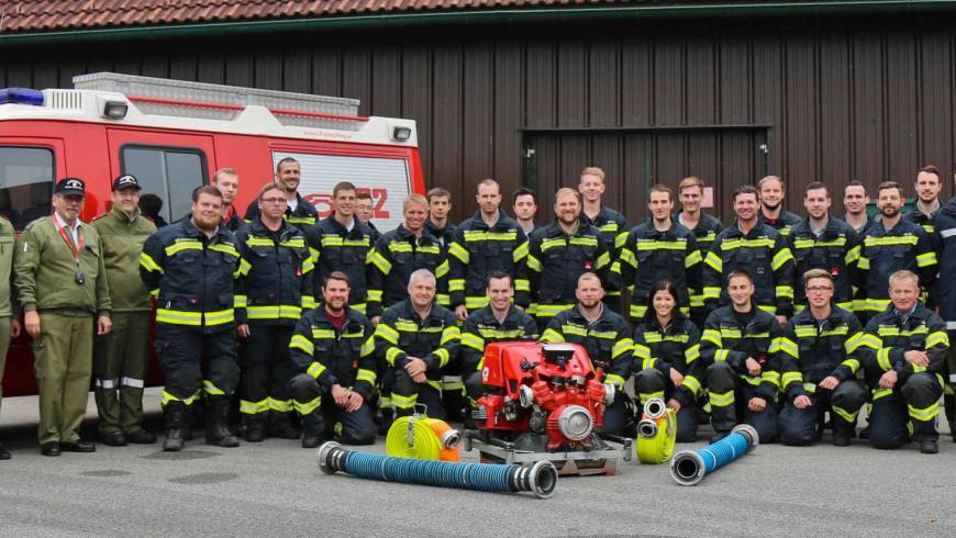 Branddienstleistungsprüfung erfolgreich bestanden