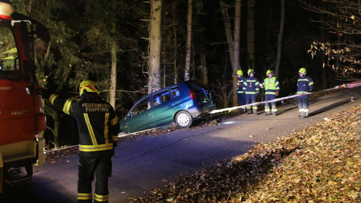 Fahrzeugbergung mit Seilwinde