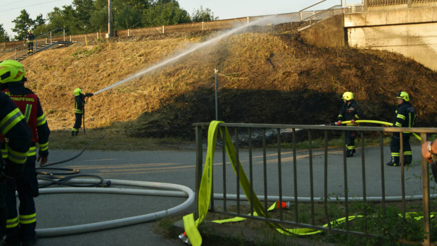 Böschungsbrand in Schießedt